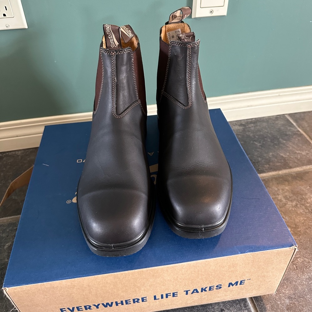 Men’s Blundstones